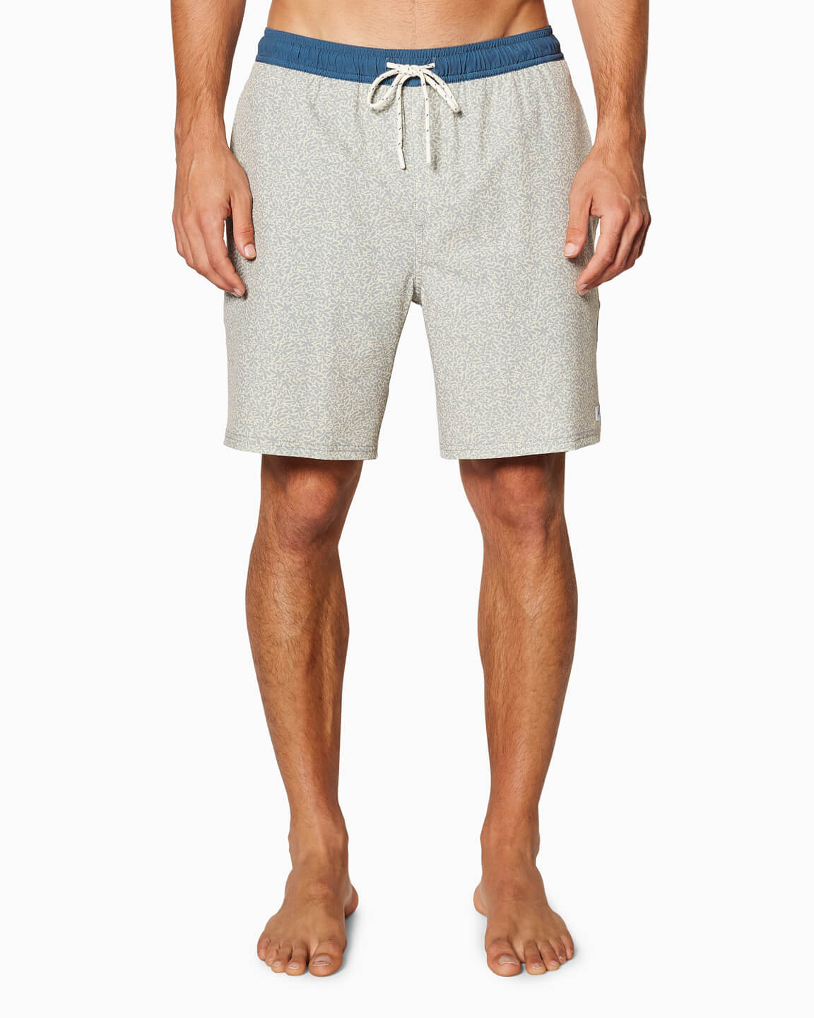 Manhattan Volley | Gray Micro Floral