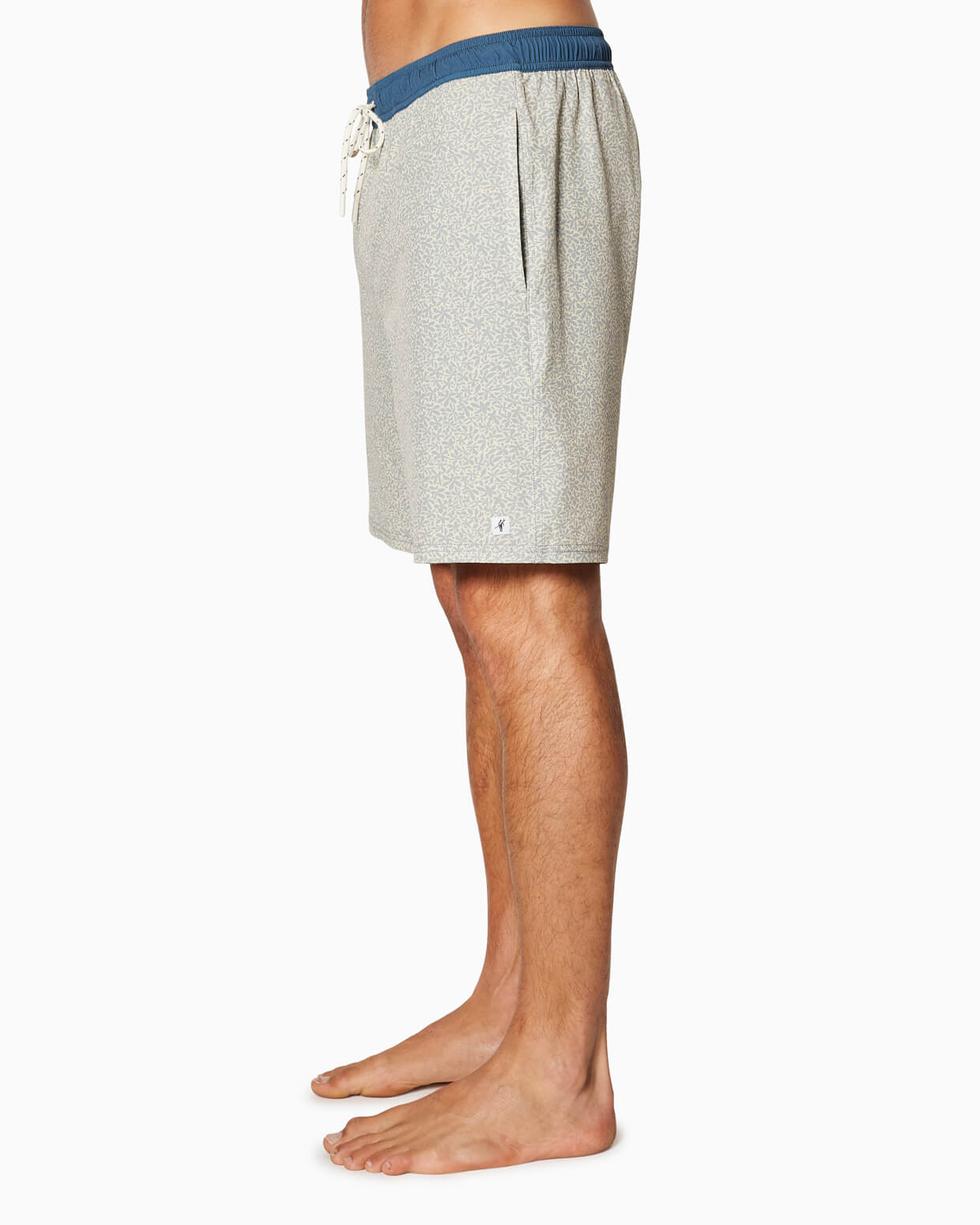 Manhattan Volley | Gray Micro Floral