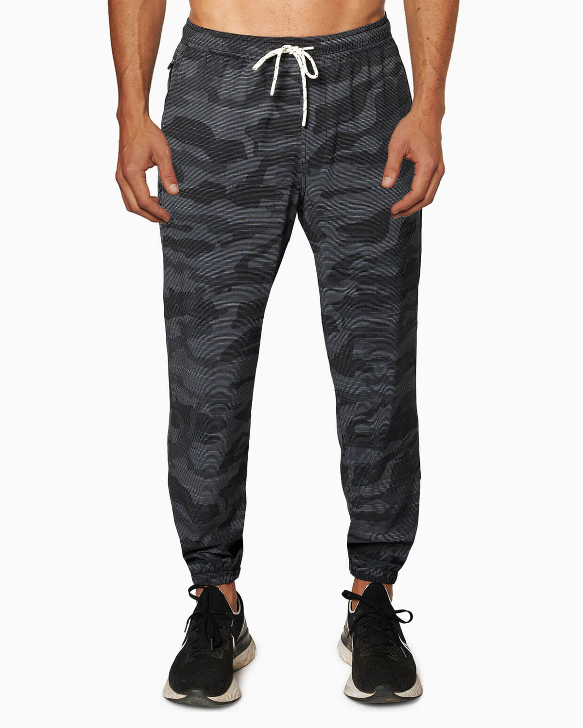 Offshore | Performance Jogger front #color_black camo