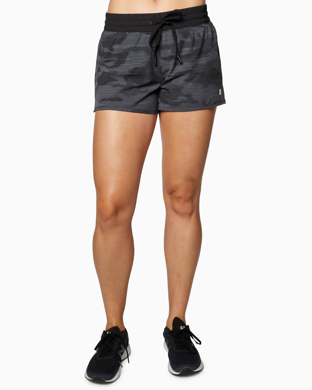 Manhattan Volley | Women's BLACK CAMO front