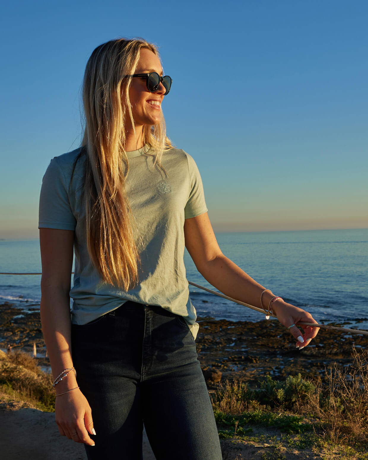 Circle Mark T-Shirt | Women's