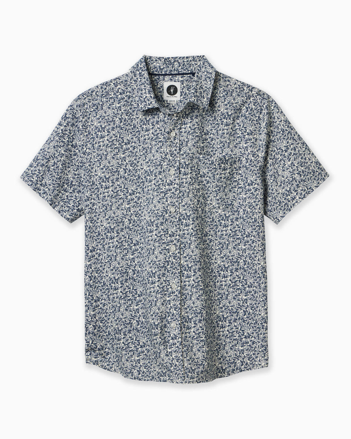 Short-sleeve shirt with a subtle pattern on a white background 
#color_navy leaves